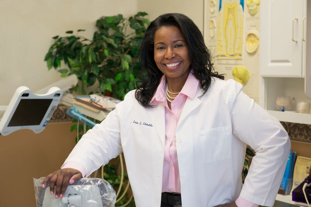image of business Iris L Shields, DDS