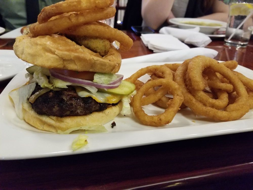 Brooklin Pub & Grill