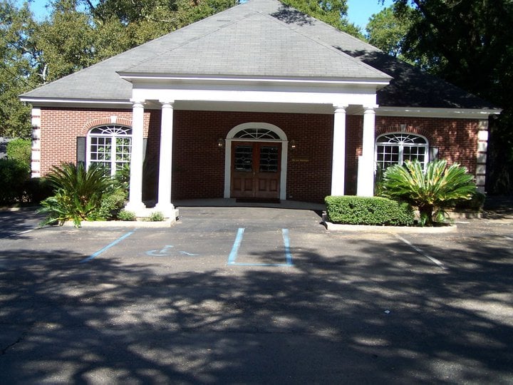 image of business Alabama Family Dental