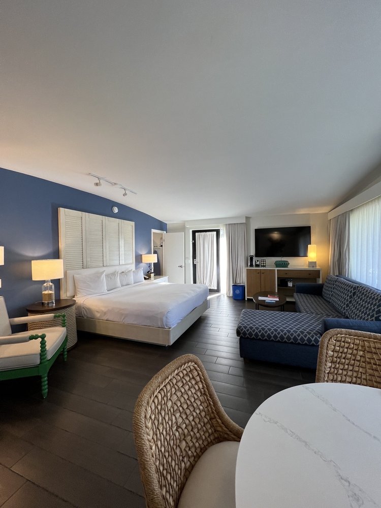 Paradise Point Resort & Spa