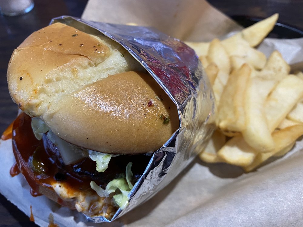 Red Robin Gourmet Burgers and Brews