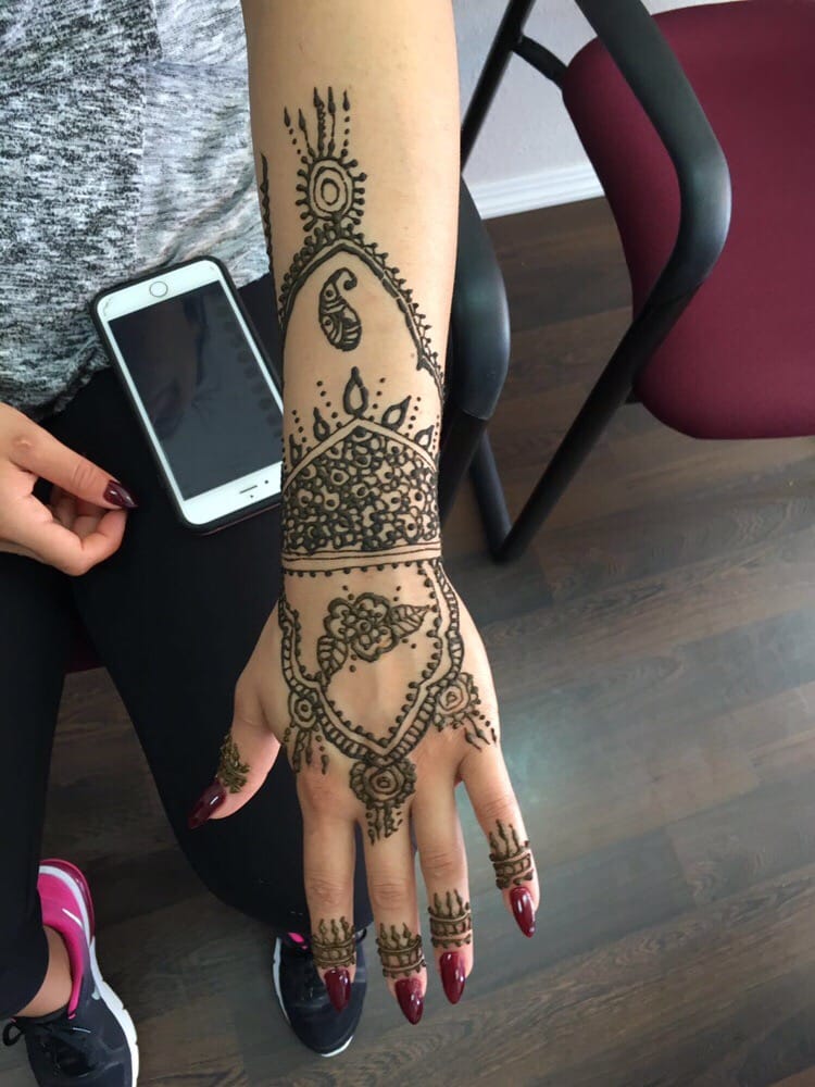 i-brow Threading Studio - 23 Photos & 60 Reviews - Henna Artists - 1430