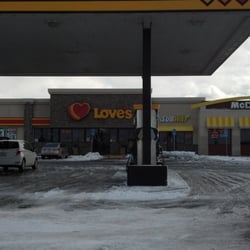 Loves truck stop tehachapi ca