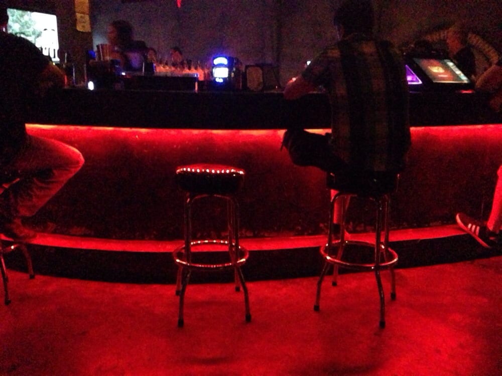 Dirt Bar 40 Photos & 90 Reviews Dive Bars 1209 Caroline, Downtown