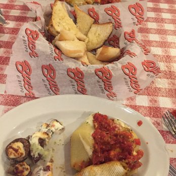 Buca Di Beppo Italian Restaurant Order Online 127 Photos 146 Photo Of Buca Di Beppo Italian Restaurant Worthington Oh United States