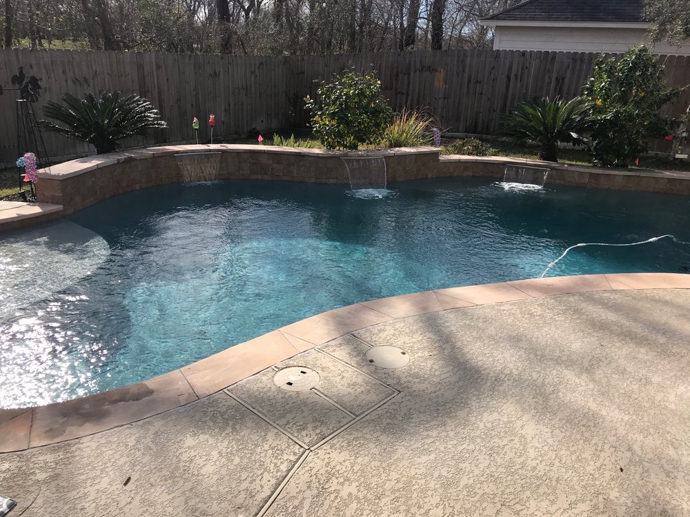 Davis Affordable Pool Cleaning Service