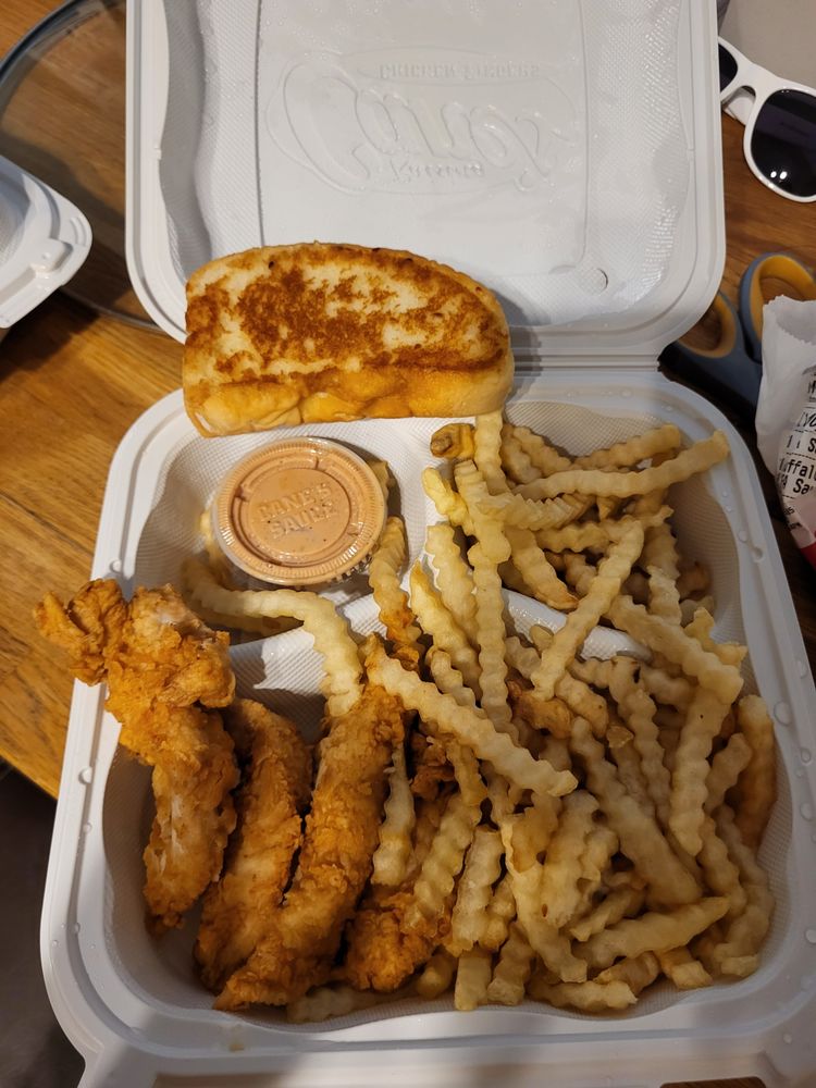 Raising Cane&rsquo;s Chicken Fingers | Hyperflyer Instant Delivery