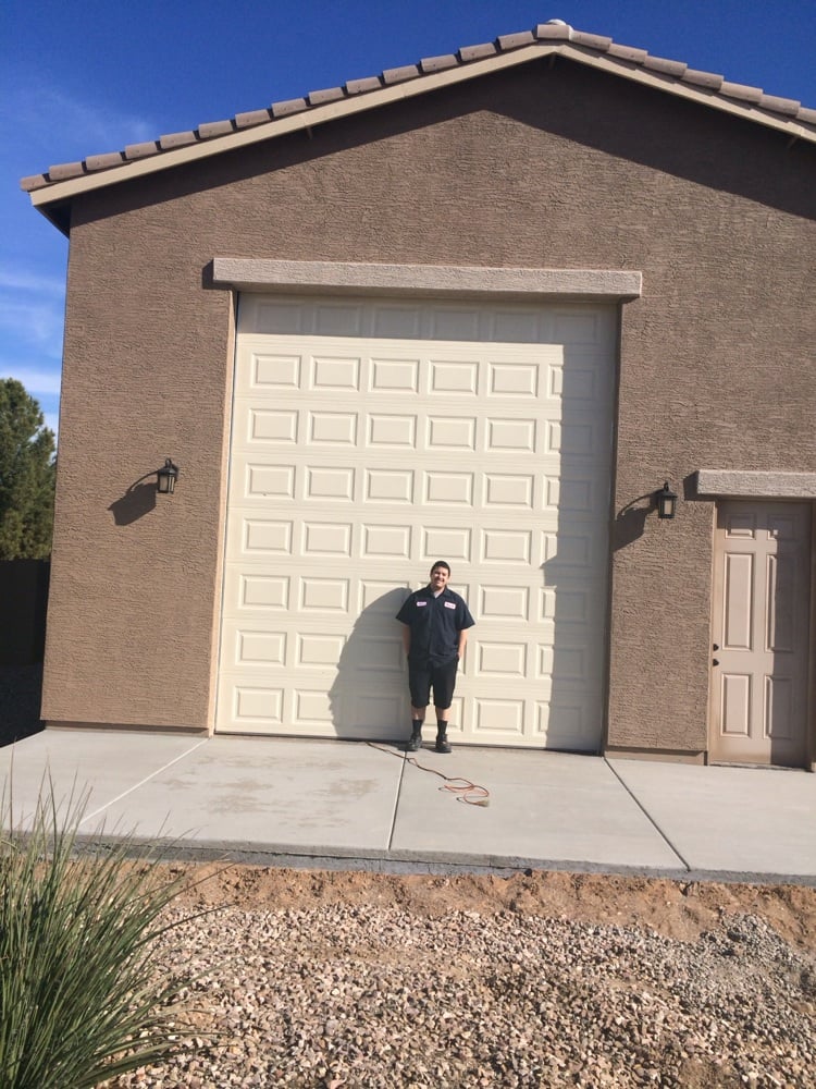 R V Garage Door Install In Litchfield Park Today 12 Wide 14 High Photo Of Avondale Garage Doors Goodyear Az United States R V