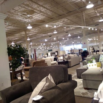 Havertys Furniture S 29 Photos 22 Reviews Photo Of Havertys Furniture Columbia Md United States Lots Comfortable Seating