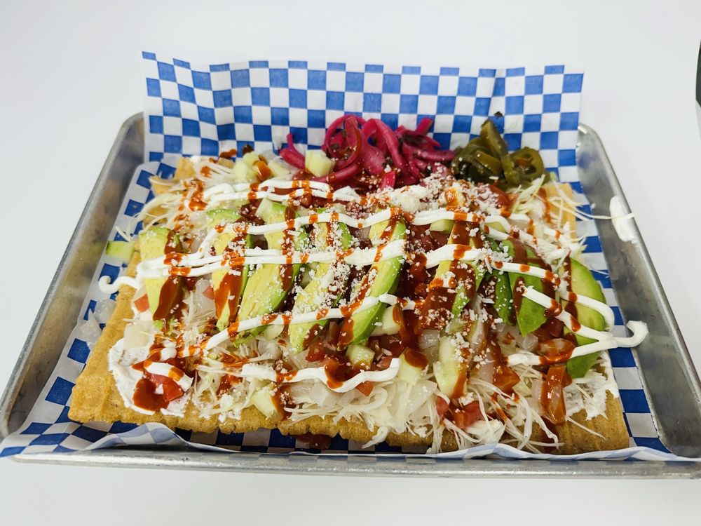 Fatima's Pupusas & Tacos