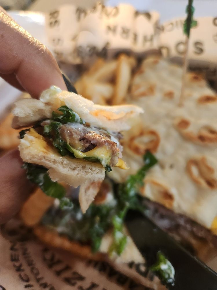 Showmars - Northlake Mall