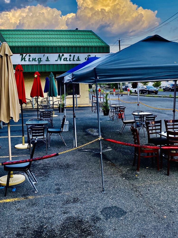 Le Roi Hookah lounge & bar