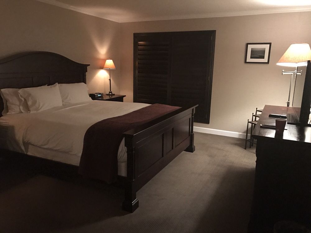 The Bed Is Awesome Could Use A Skirt Though Yelp Photo Of Cupertino Hotel Ca United States The Bed Is Awesome