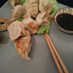 Raviolis à emporter et la délicieuse sauce soja ail-piment