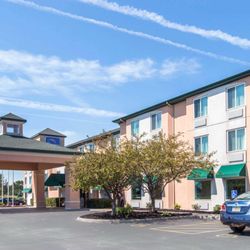 Sleep Inn Suites 35 Photos Hotels 1761 Meijer Circle Oregon Photo Of Sleep Inn Suites Oregon Oh United States