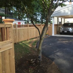 Sudbury Cedar Fence 15 Photos 11 Reviews Fences Gates Photo Of Sudbury Cedar Fence Ma United States Board Topper Stow
