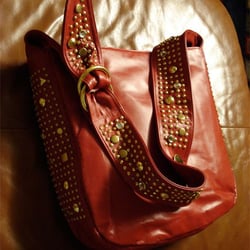 Sonia Handbags Design Inc Closed Sewing Alterations 153 W Photo Of Sonia Handbags Design Inc New York Ny United States Sample Item