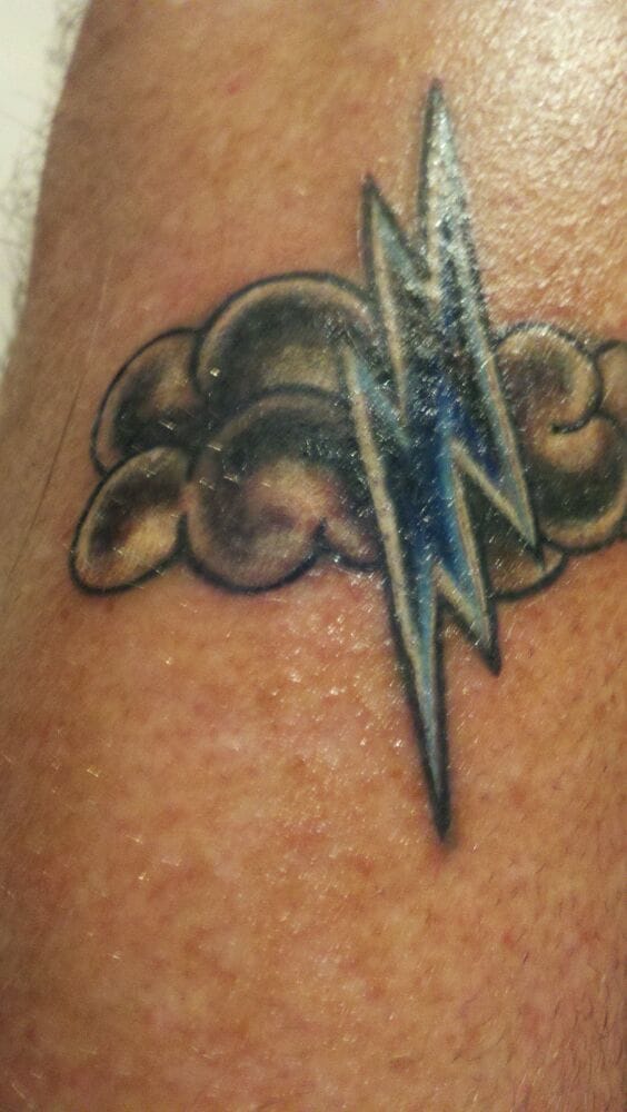 lightning bolt cover up tattoo by josh yelp lightning bolt cover up tattoo by josh yelp