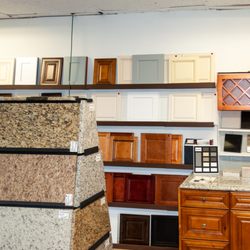 Premium Cabinets 33 Photos Kitchen Bath 4547 Sw Topeka Blvd Photo Of Premium Cabinets Topeka Ks United States