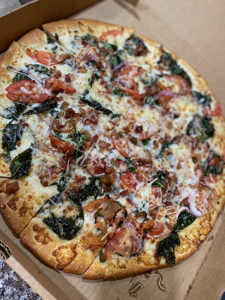 Crust Pizza Co. - Gleannloch Farms