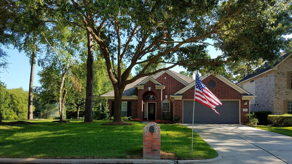 Riverside Lawn & Landscaping