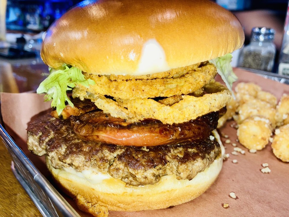 Smokehouse Bar & Grill