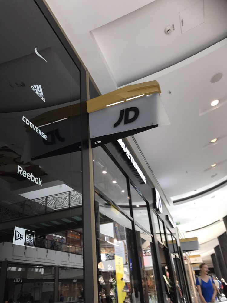 JD Sports Wear Grunerstr. 20, Mitte, Berlin, Germany Phone Number