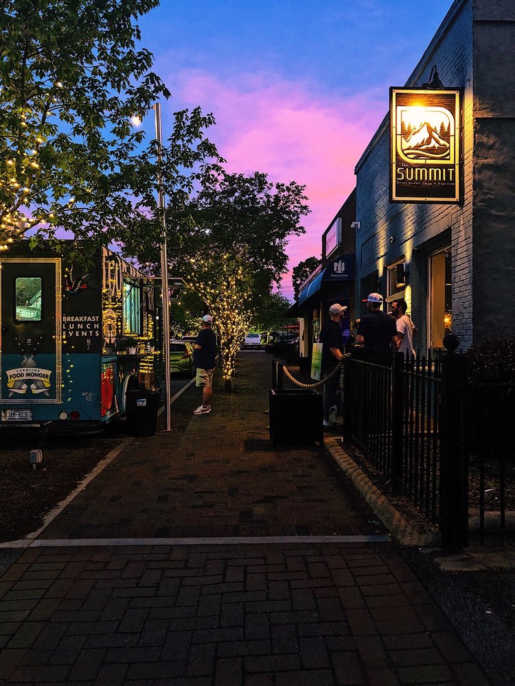 The Summit Beer Shop