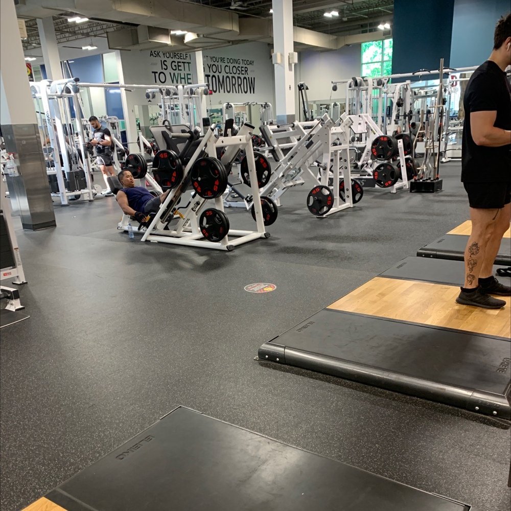 Goodlife Fitness Dougall