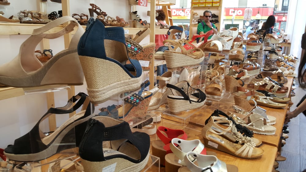 Shoe Stores Calle de Toledo, 35, Tirso de Molina, Madrid