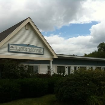 Crescent Lake Inn Suites Formerly The Motel 32 Photos Photo Of Crescent Lake Inn Suites Formerly The Motel Wolfeboro Nh