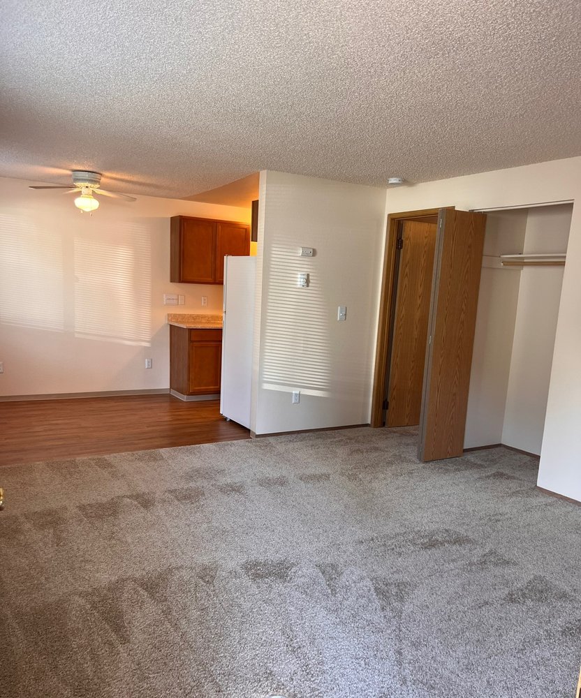 Evergreen Meadows Apartments