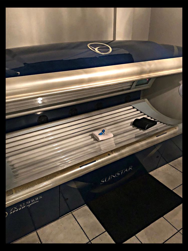 iGlow Tan & Spa