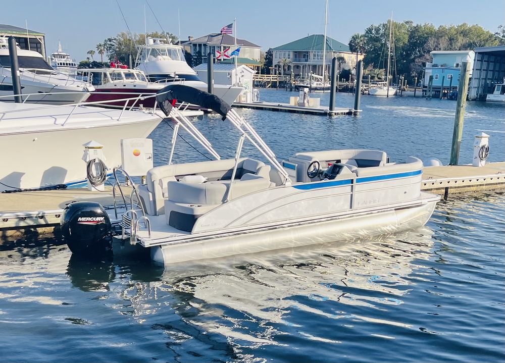 Sand Island Boat Rentals, Pensacola Beach Roadtrippers