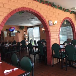 Gino S Italian Restaurant Pizzeria 48 Photos 115 Reviews Photo Of Gino S Italian Restaurant Pizzeria Galveston Tx United States Seating