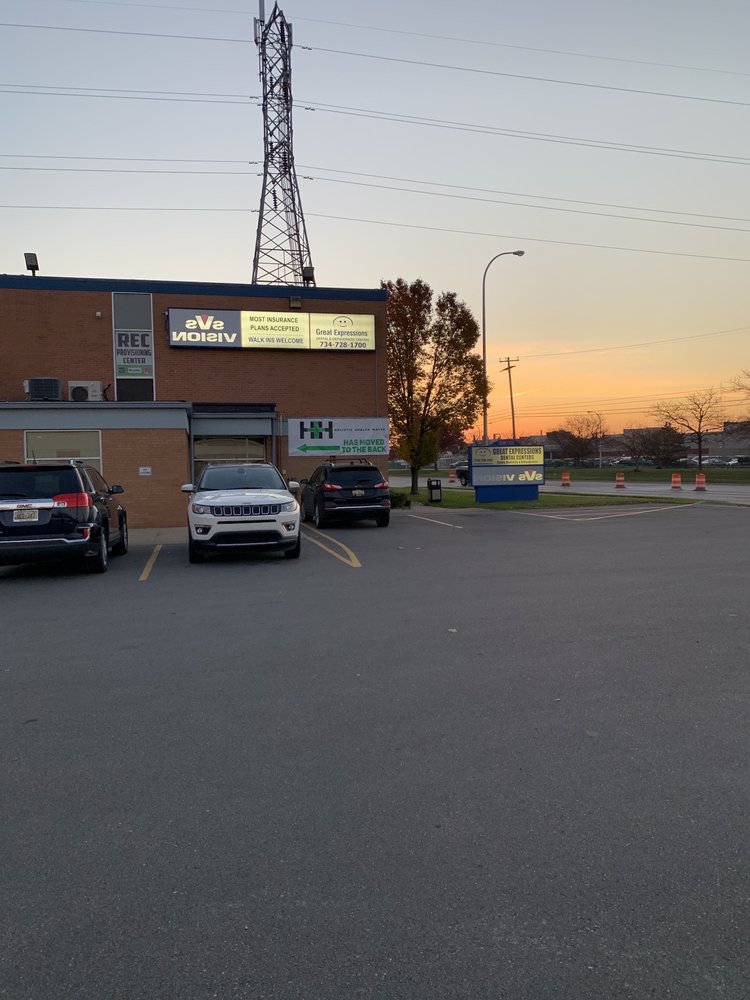 image of business Great Expressions Dental Centers Wayne