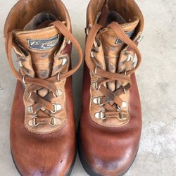 top 10 best hiking boots