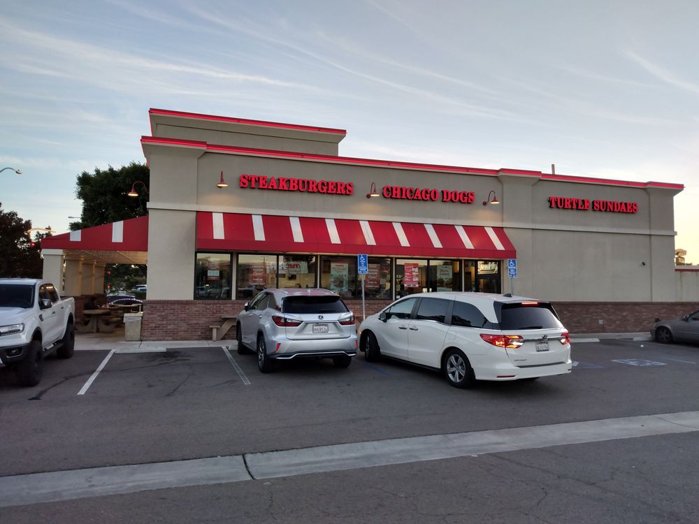 Freddy's Frozen Custard & Steakburgers