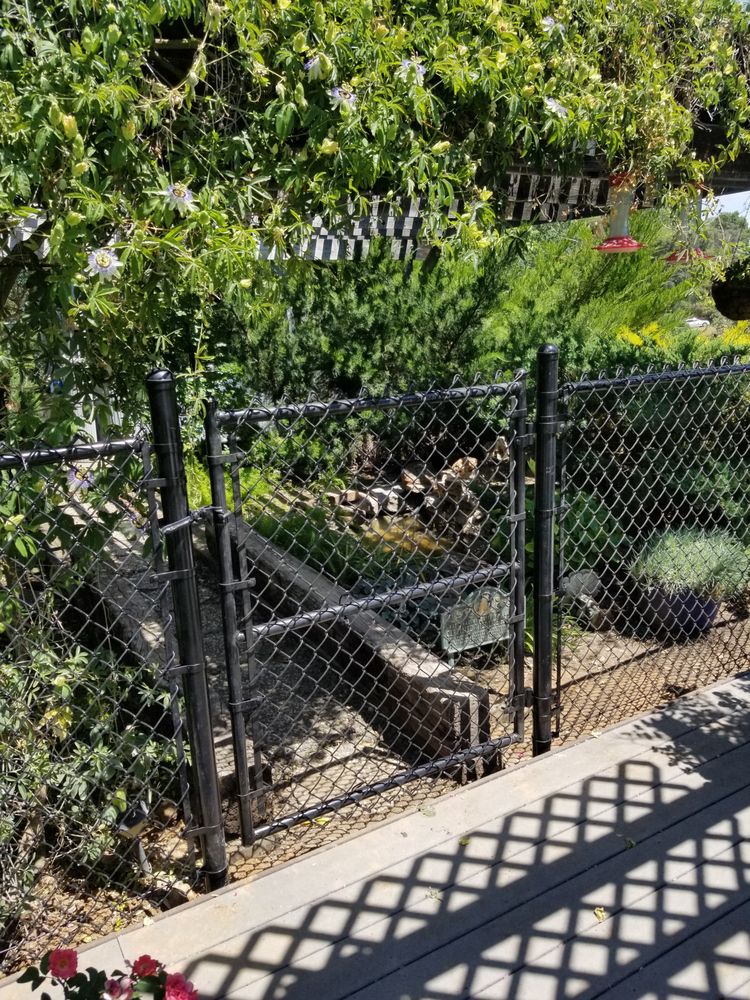 image of business Sierra Fence & Construction
