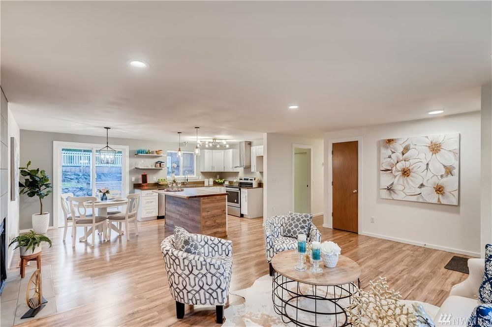 Good Girl Staging & Designs