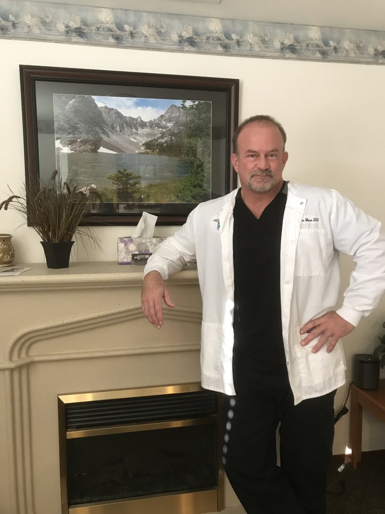 image of business Douglas Moss DDS