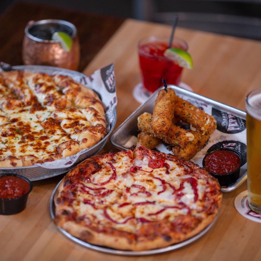 Peppino's Pizzeria & Sports Grille Reviews | Jenison, MI | One Bite