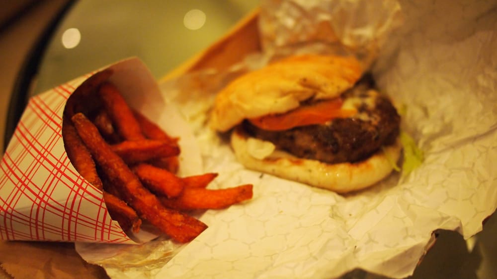 Meskla Dos - 96 Photos & 107 Reviews - Burgers - 412 N Marine Corp Dr