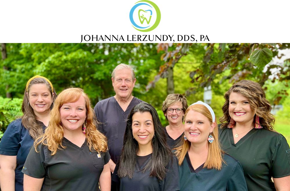 image of business Johanna Lerzundy, DDS, PA