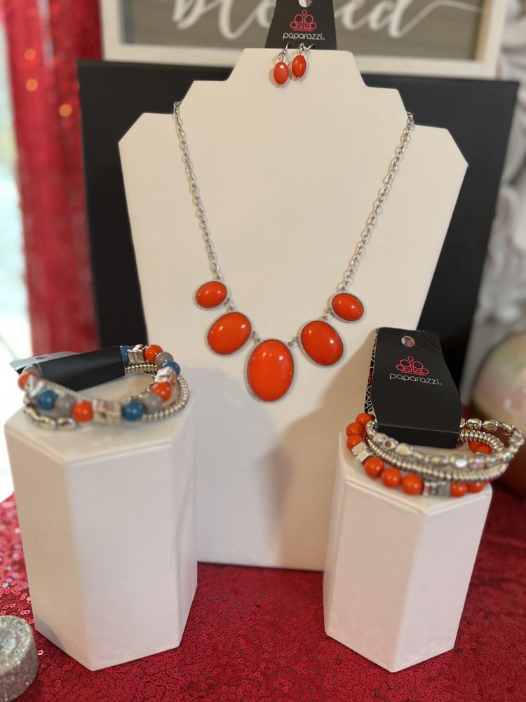Glitz & Glam Jewels