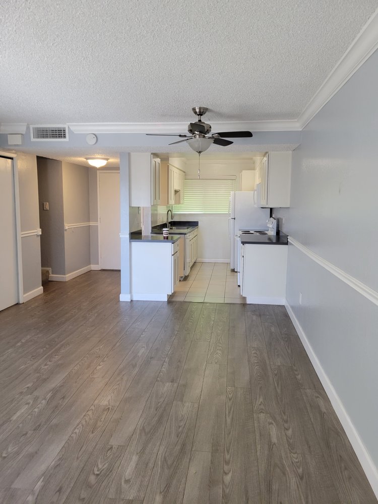 La Casa Novato Apartments