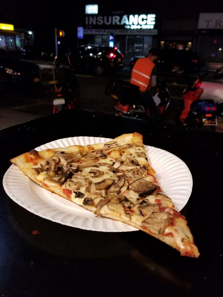 Retro Pizza Cafe Broadway Astoria Ny Retro Pizza Cafe Broadway Astoria Ny