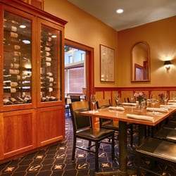 Windjammer Restaurant 143 Photos 230 Reviews Steakhouses Photo Of Windjammer Restaurant South Burlington Vt United States Dining Room