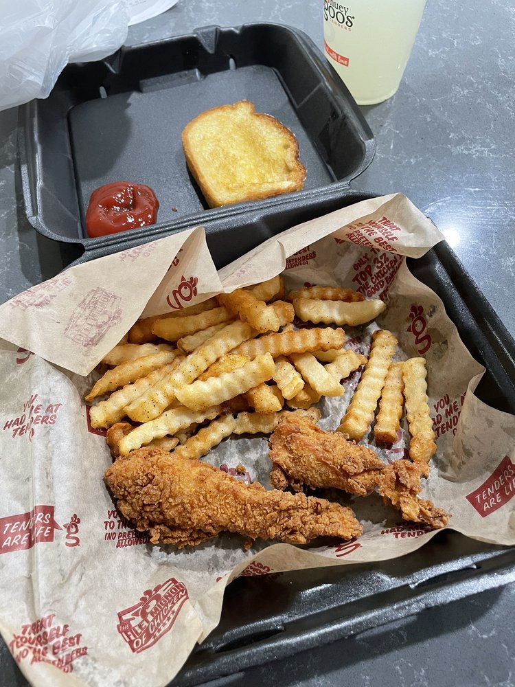 Huey Magoo’s Chicken Tenders