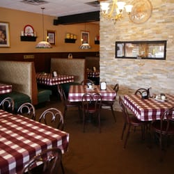 Little Italian Pizza 31 Photos 107 Reviews 373 E Photo Of Little Italian Pizza Naperville Il United States Dinning Room